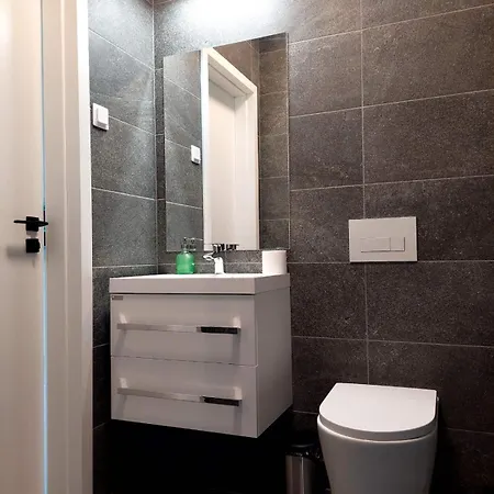 A Kekszalag Setanyon * بالاتونفوريد